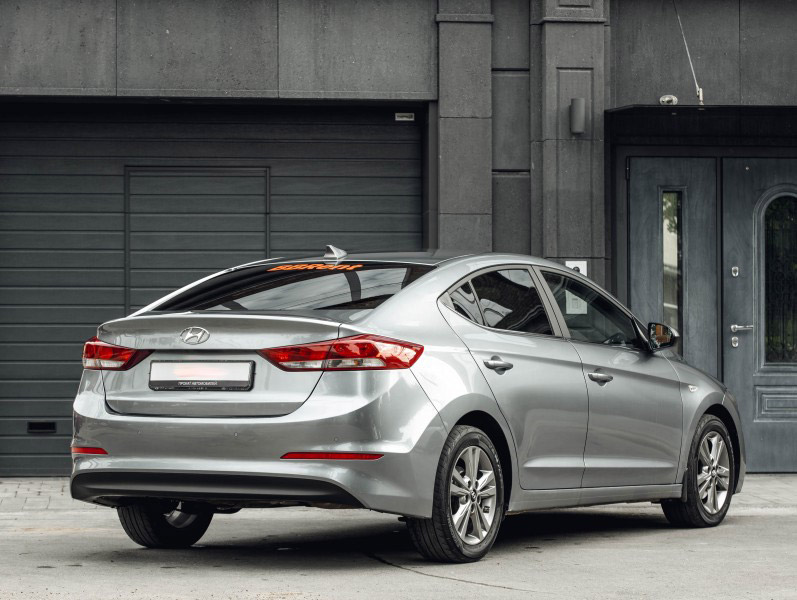 Hyundai Elantra, 2018