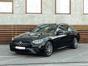 Mercedes‑Benz E‑Class, 2021