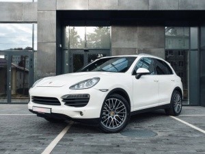 Porsche Cayenne, 2010